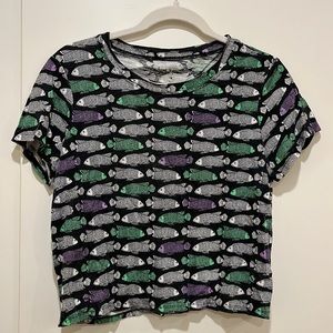 Fish Print Cropped Tee